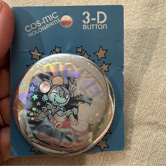 Brand new Vintage Disney Holographic Pins - Picture 5 of 5
